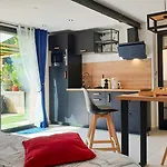 Gary - Cosy, Et Jardin Privatif A 4 Min De Cambrai 아파트 Awoingt
