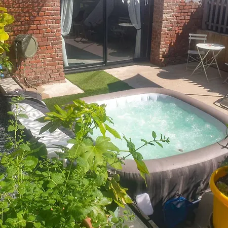 Gary - Cosy, Et Jardin Privatif A 4 Min De Cambrai Apartment Awoingt