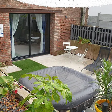 Gary - Cosy, Et Jardin Privatif A 4 Min De Cambrai Awoingt