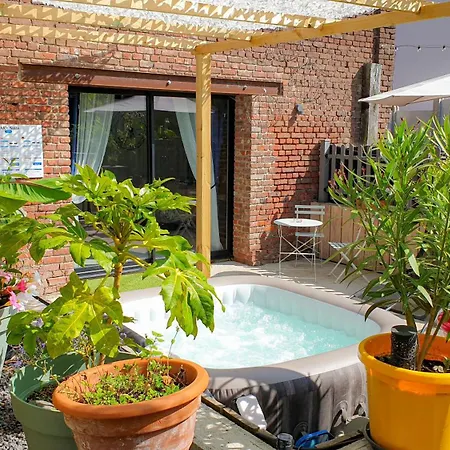 Gary - Cosy, Et Jardin Privatif A 4 Min De Cambrai דירה