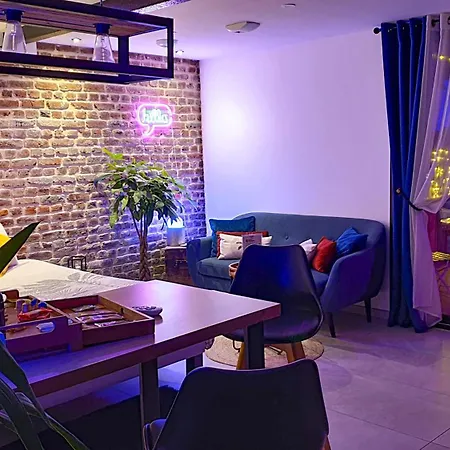 Gary - Cosy, Et Jardin Privatif A 4 Min De Cambrai Awoingt